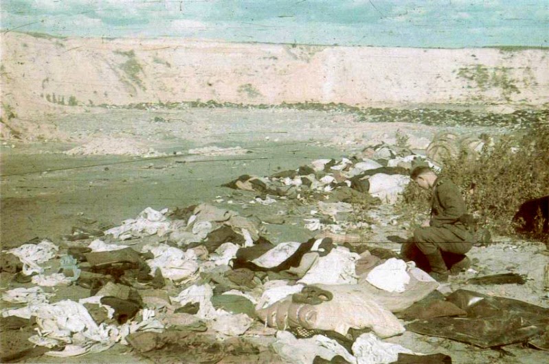 Кадр 6 Babi Yar Бабий Яр вещи солдат фотопленка Хэле